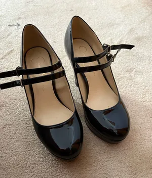 Jessica Simpson Platform Heels thumbnail 1