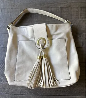 Mossimo‎ cream-colored faux leather hobo shoulder bag 15"x13 thumbnail 1