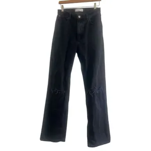 ✨Abercrombie & Fitch High Rise 90s Relaxed Black Sz 27/4L Jeans✨ thumbnail 5