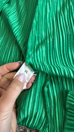 Green Amazon set thumbnail 5
