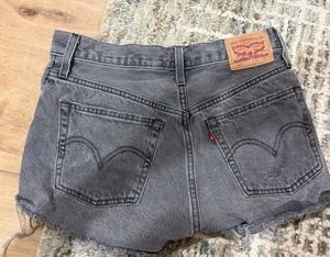 Levi’s Shorts thumbnail 2