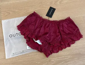 Outcast Satin Shorts Lucine Size M Deep Red thumbnail 1