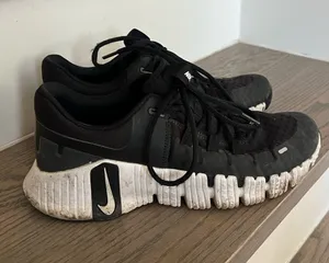 Nike Free Metcon 5 Workout Running Shoes Sneakers in Black / White Anthracite thumbnail 1