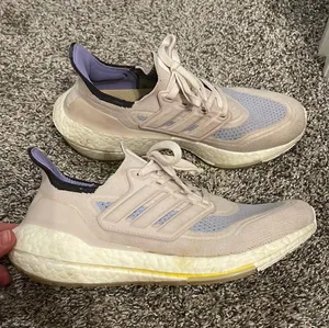 Adidas Ultraboost thumbnail 4