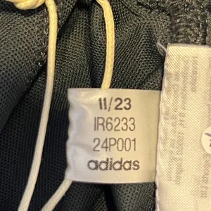 12 | NWT Adidas Pacer Knit High Athletic Running‎ Workout Shorts Grey Womens XS thumbnail 10