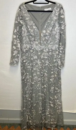 Mac Duggal Grey Floral Lace Beaded Long Sleeve V-Neck Gown Size 16 thumbnail 1