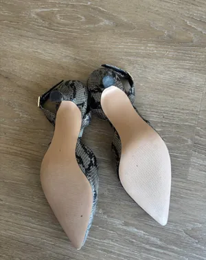 Gap snakeskin heels thumbnail 3