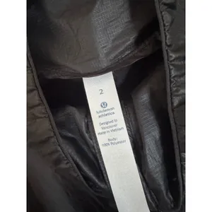Lululemon Run With It half zip lightweight black‎ jacket size 2 thumbnail 3