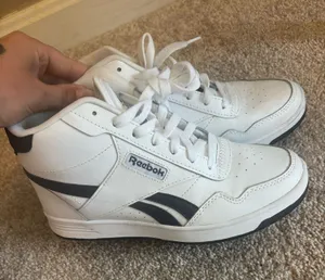Reebok Sneakers thumbnail 1