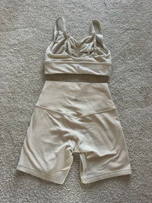 Lululemon beige set thumbnail 2