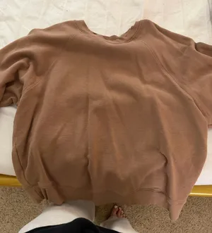 Old Navy Crewneck thumbnail 1