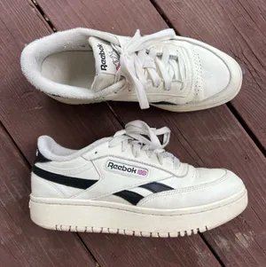 Reebok white and black Club C Revenge trainers  thumbnail 1