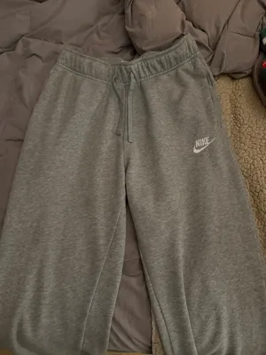 Nike Sweatpants thumbnail 1