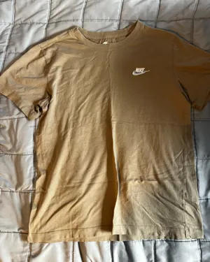 Tan brown Nike Tshirt thumbnail 1