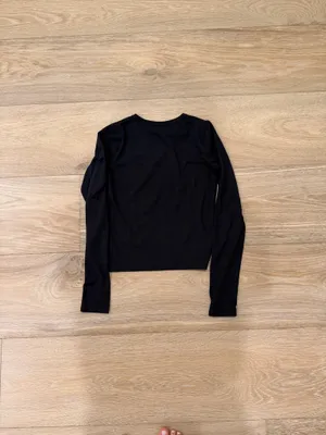 Hollister Black Long Sleeve Top thumbnail 2