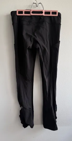 Lululemon‎ Run Inspire Crop II Black Leggings Ruched Pockets Size 6 W5638S thumbnail 1