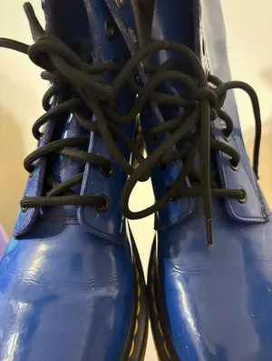 Doc Martin’s boot thumbnail 3