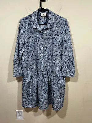 Tuckernuck Women's Hayes Blue Hydrangeas Button Front Shirt Dress Size large thumbnail 2