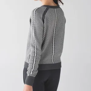 Lululemon Devi Crew Knit Sweater Heathered Gray Cozy Loungewear Winter Cabincore thumbnail 2