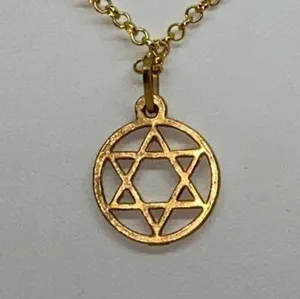 Gold-Tone Star Pendant Necklace thumbnail 2