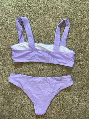 Bathingsuit thumbnail 2