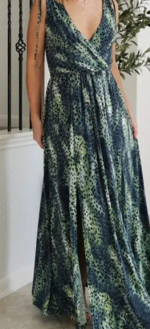Zinzane Green Animal Print Maxi Dress Size S Deep V Tie Shoulder Resort thumbnail 1