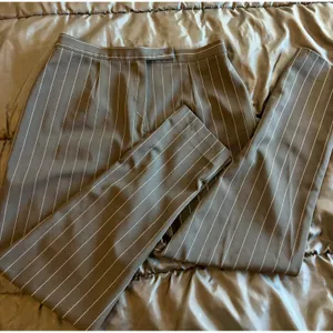 Agnona Black Pinstripe Tapered Trousers Made in Italy High Rise Dress Pants 48 thumbnail 2