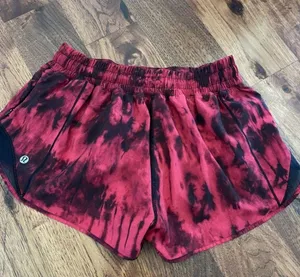 Lululemon hottie, hot shorts thumbnail 2