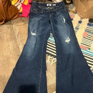 Wanna betta butt low rise wide leg‎ jeans 30 Blue thumbnail 1