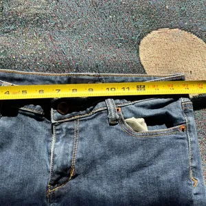 Seven7 Blue Straight Leg Jeans Classic Style Light Distressed SZ 4 Y2K Mid Rise thumbnail 12