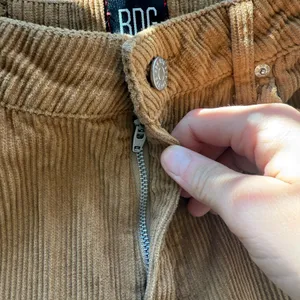 BDG Brown Corduroy Straight Leg Pants‎ thumbnail 6
