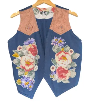 Vintage Patchwork Floral Cropped‎ Vest Women's PETITE Medium Beaded Western 80s thumbnail 1