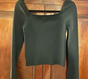 Cropped  Top thumbnail 4