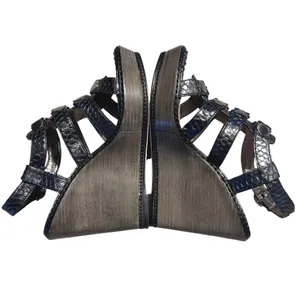 Coach Mallory Wedge Sandal Womens 6.5 Black Metallic Snakeskin Studded Gladiator thumbnail 3