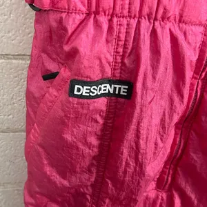 Descente vintage bright pink One-Piece Ski Suit size 26 thumbnail 4