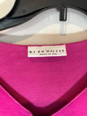 Bryn Walker Long Sleeve Tunic Size M Magenta V-Neck Pocket Shirt thumbnail 2