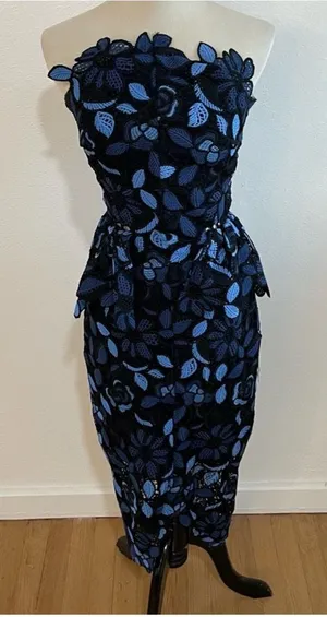 Blue Elliatt Midi dress xs thumbnail 1