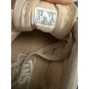 Vans Old Skool Platform Fuzzy Side Stripe Beige Tan Sneakers Women Size 6.5 thumbnail 4