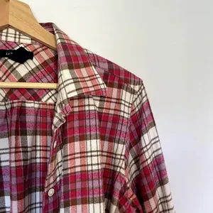 Lands'‎ End pink white checkered button down long sleeved flannel top women's M thumbnail 2