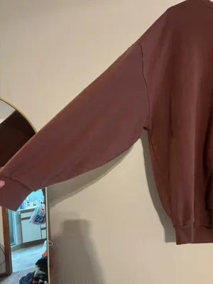 Buckle Graphic Crewneck Sweatshirt thumbnail 2