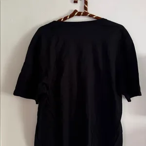 Gildan Black Tee with Dancing Skeletons NWT thumbnail 3
