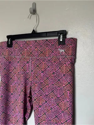 Victoria’s Secret PINK Yoga Leggings Women Medium thumbnail 2