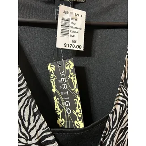 Vertigo Paris L Zebra Print Faux Wrap Mini Dress NWT V-Neck 3/4 Sleeve‎ Sheath thumbnail 5