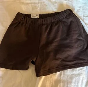 Garage Shorts High-Waisted thumbnail 1