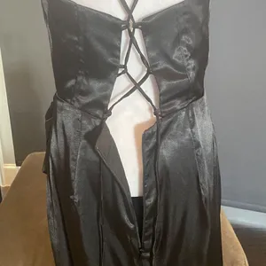 Women’s Black Full Length Prom Party Dress Criss Cross Straps & Leg Slit Size 10 thumbnail 7