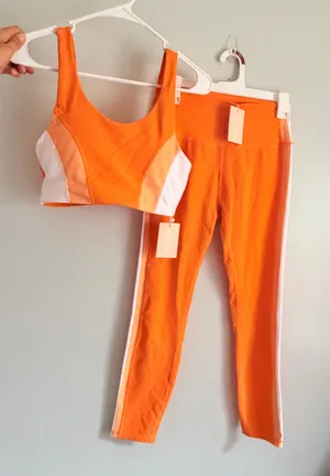 WILO Melbourne NWT Orange Activewear Set Size M Size M thumbnail 1