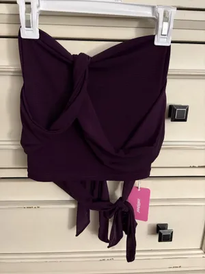 Edikted Maggi Tie Back Halter Top thumbnail 3