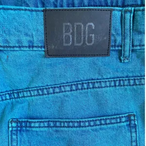 BDG Urban Outfitters High Rise Baggy Distressed‎ Jeans Teal Blue NWT 28 thumbnail 5