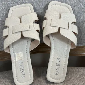 Faux Snakeskin Pattern Sandals Slip On Flats Ivory Women’s Size EU 37 6.5 US thumbnail 8