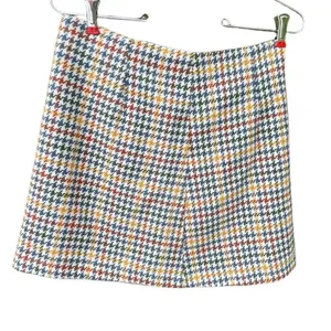Sadie & Sage size S houndstooth poly wool blend skirt. thumbnail 2